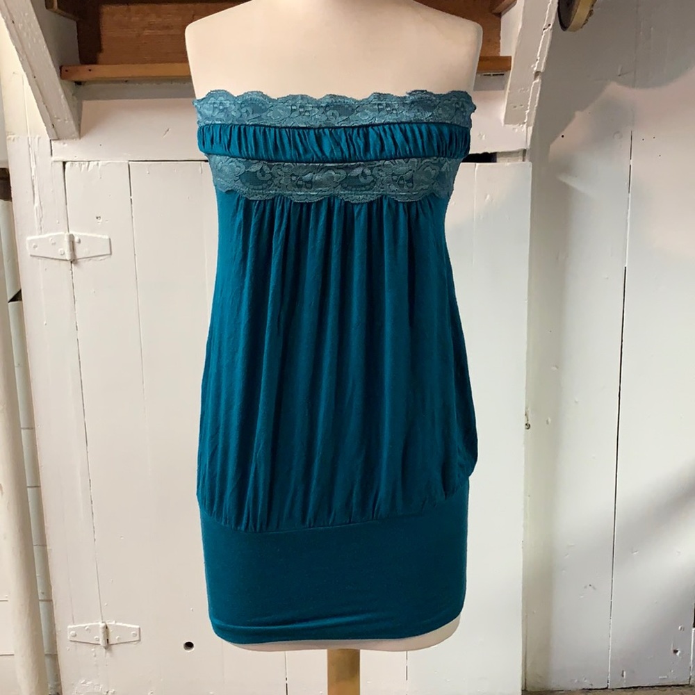 Strapless dress